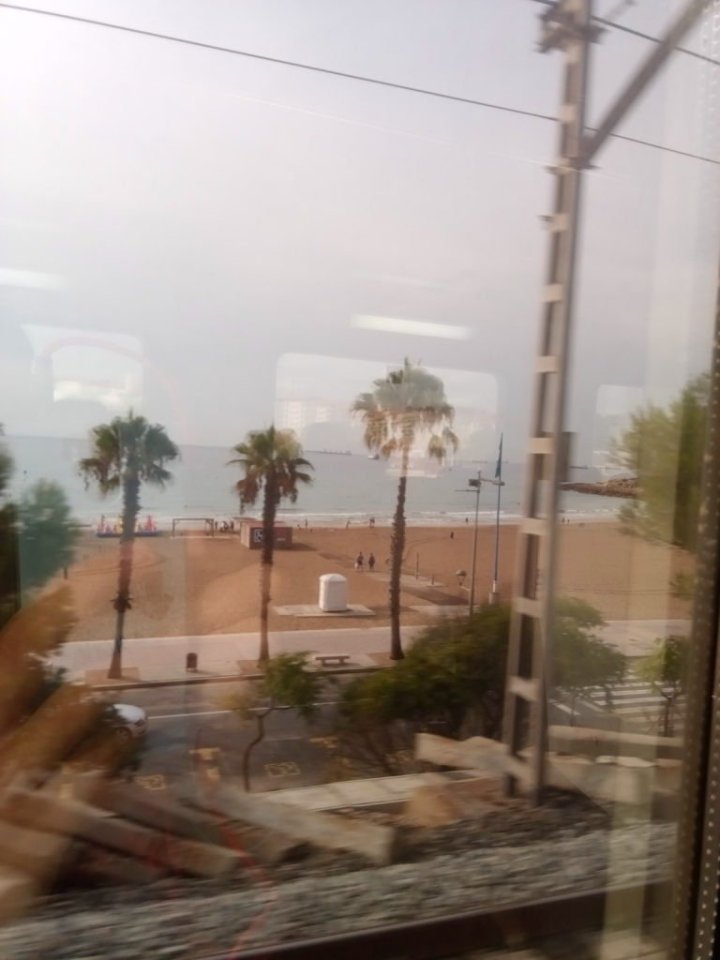 Jeden z posledních pohledů na pláže v okolí Barcelony. 