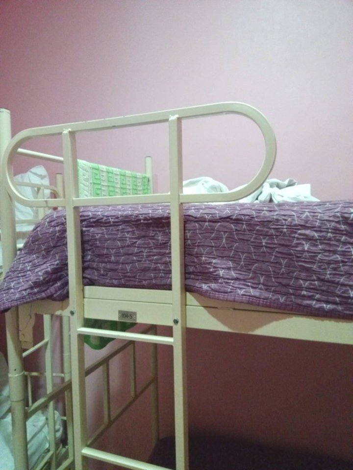 Naprosto dokonalá dvoupatrová postel, navržená samotným Luciferem.