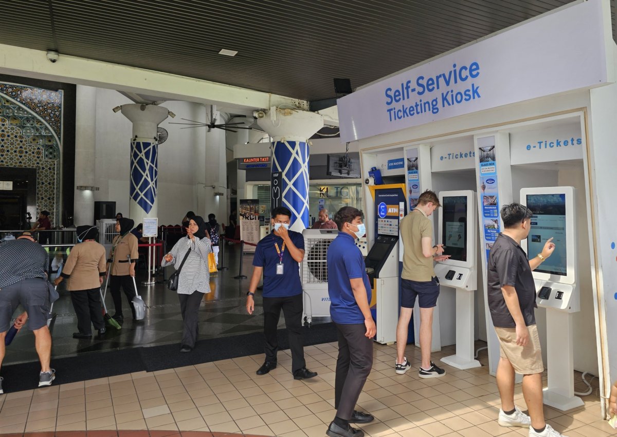 Pokladna věže Menara