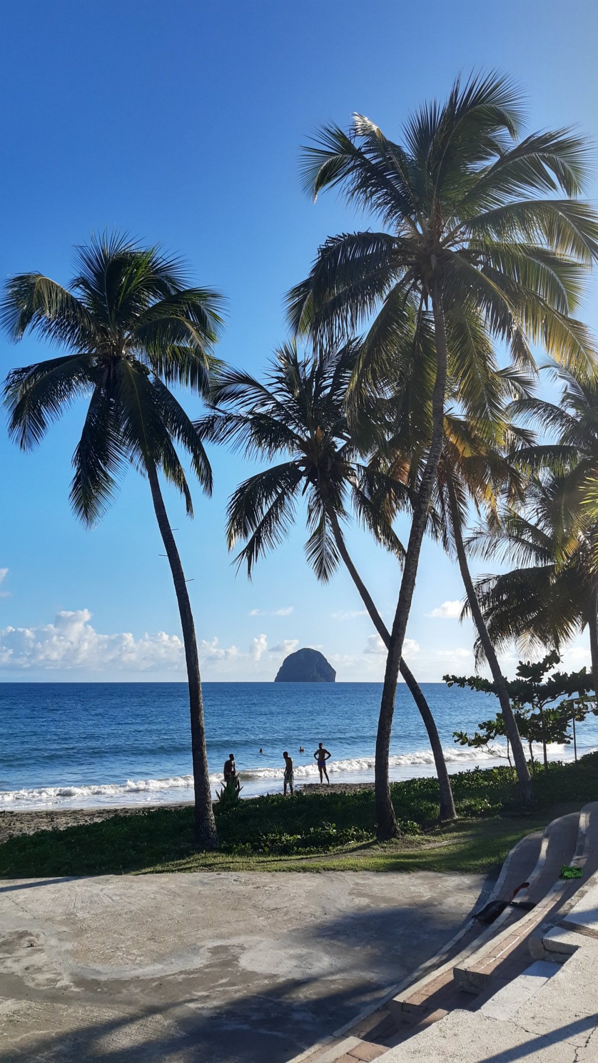 a výhled na stejnojmennou skálu