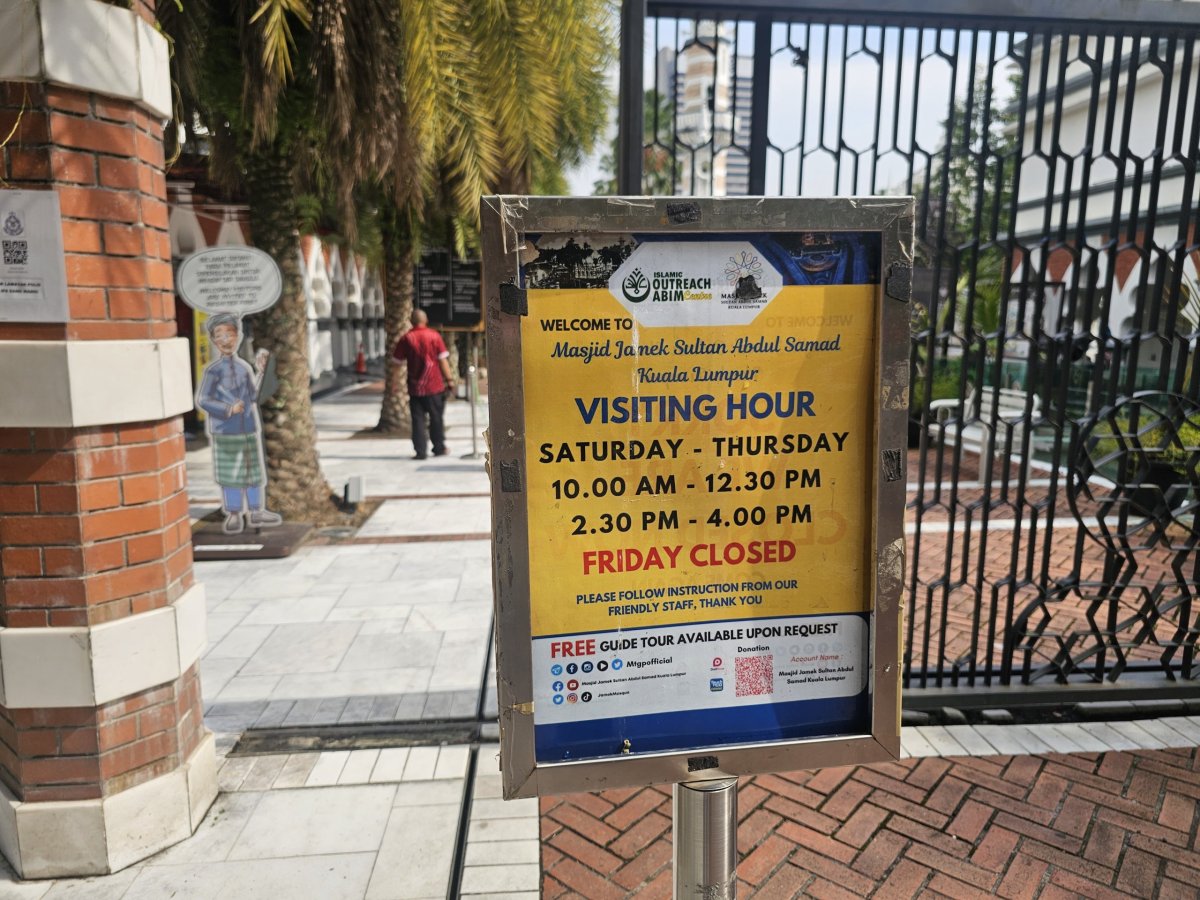 Otevírací doba, Masjid Jamek