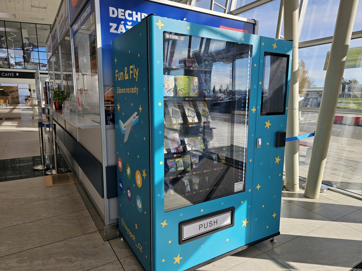 Prodejní automat s deskovými hrami