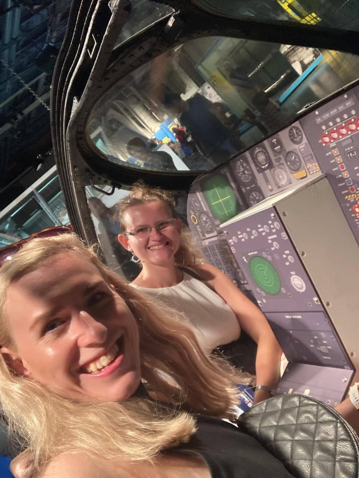 Nebo se na chvilku promluvit v pilota