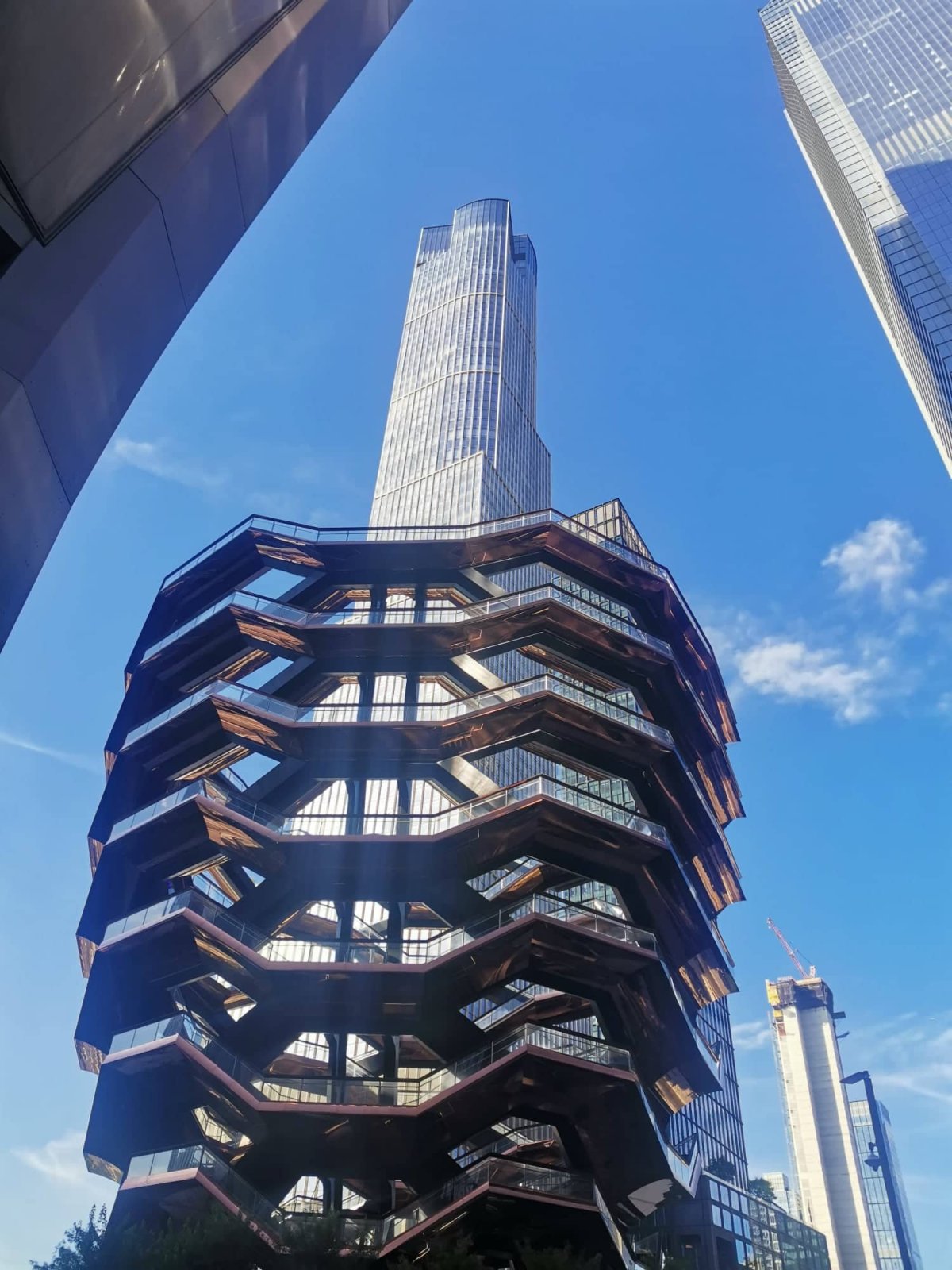 Spoustu obchodů najdete i kousek od High Line