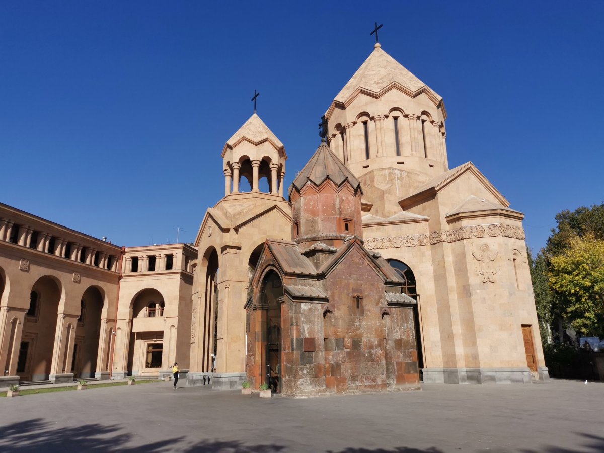 Jarevan - Katoghike church