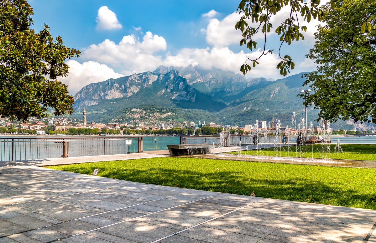 Lecco promenáda