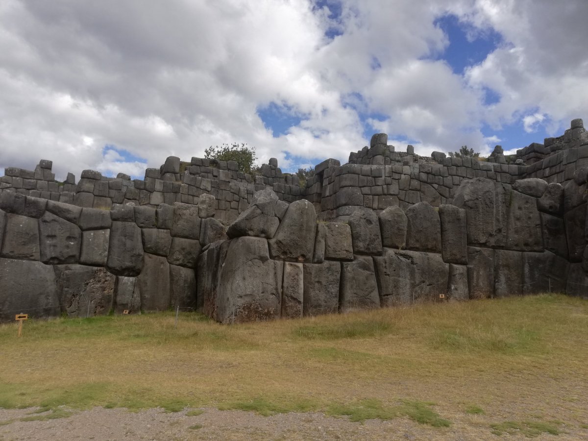 Sacsayhuamán - incké ruiny nad Cuzcem