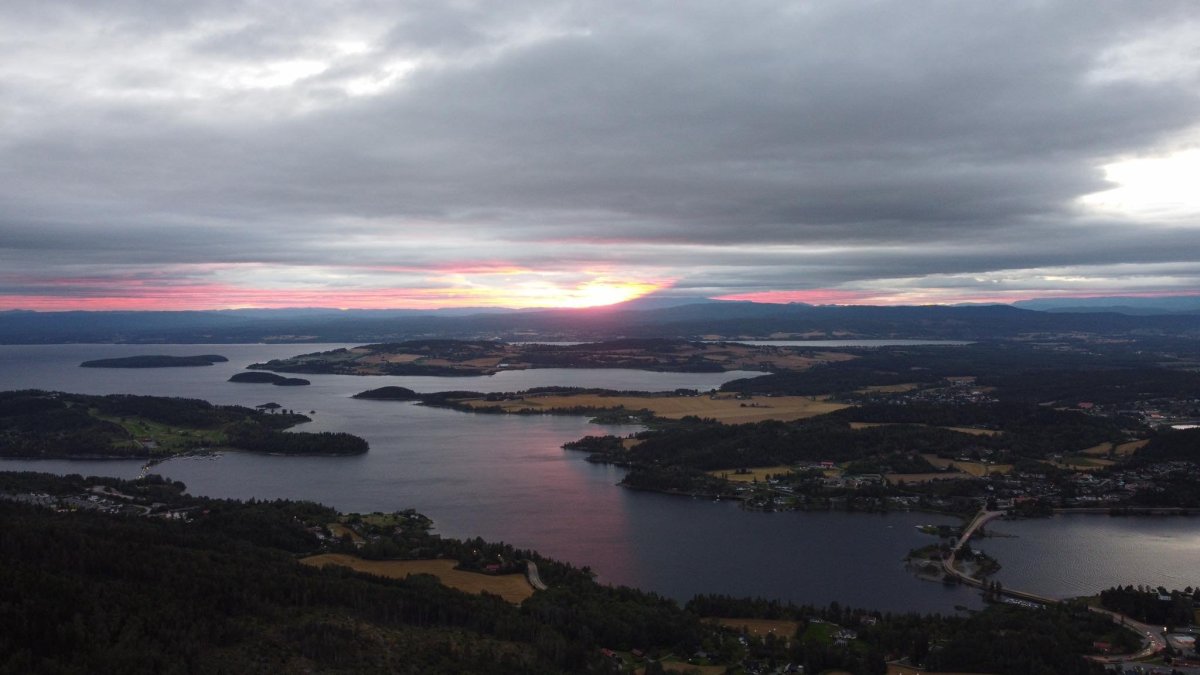 ..a s červánky při západu