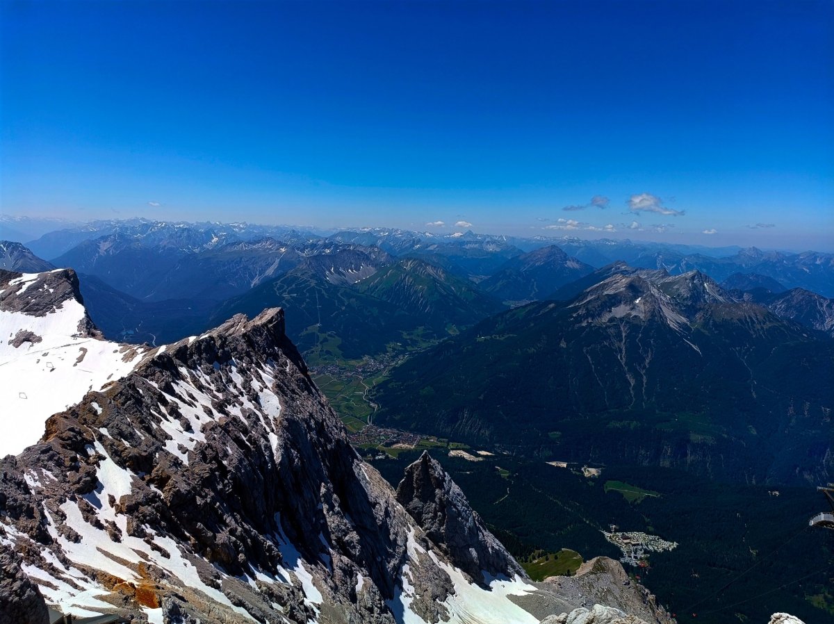 Zugspitze - výhled do Rakouska + Švýcarska 