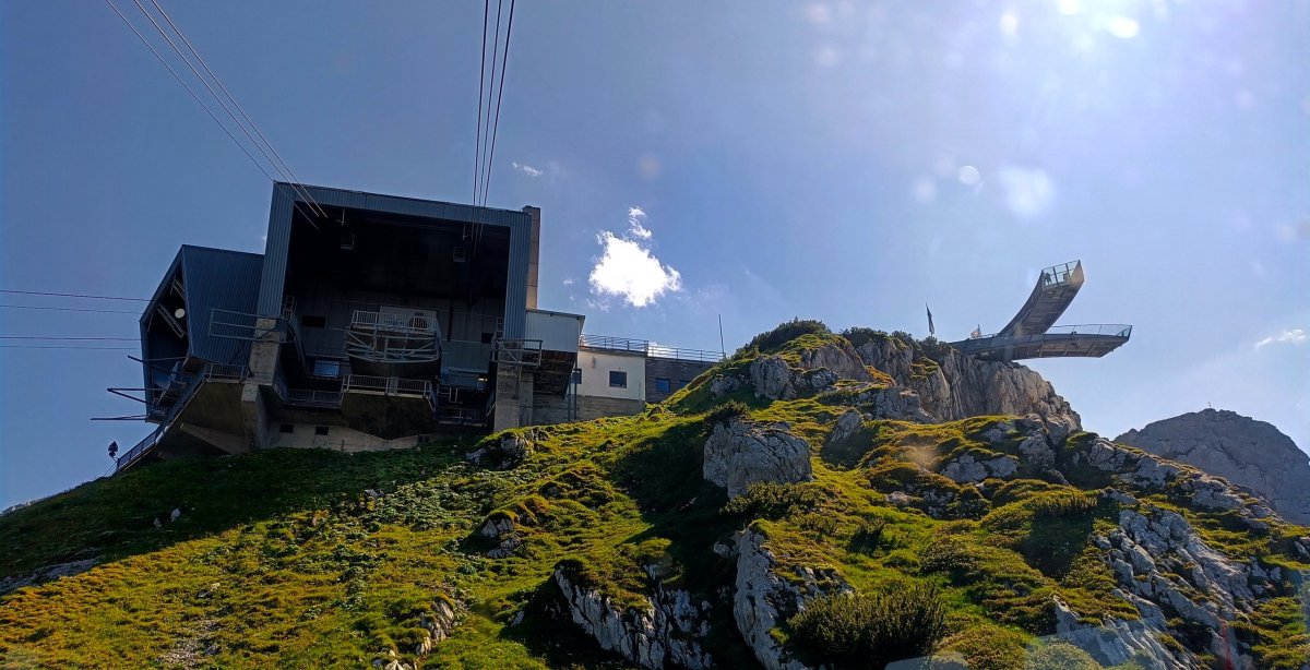 Osterfelderkopf - stanice + vyhlídka AlpspiX (2033 m.n.m)