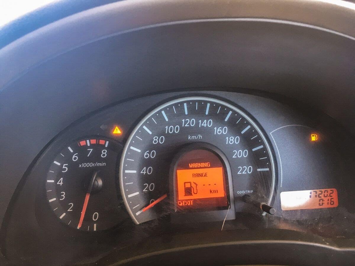 Ehm, je tu někde pumpa, prosím?