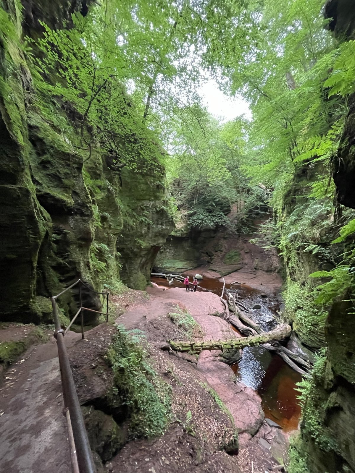 The Devil's Pulpit 