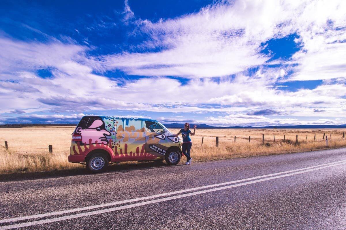 Auto je veselý, hurá na cestu!