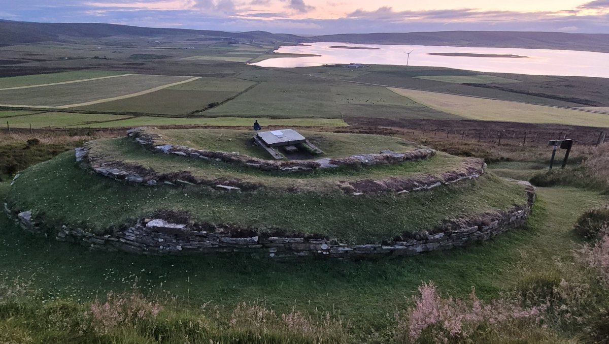 Wideford Hill Chambered Cairn