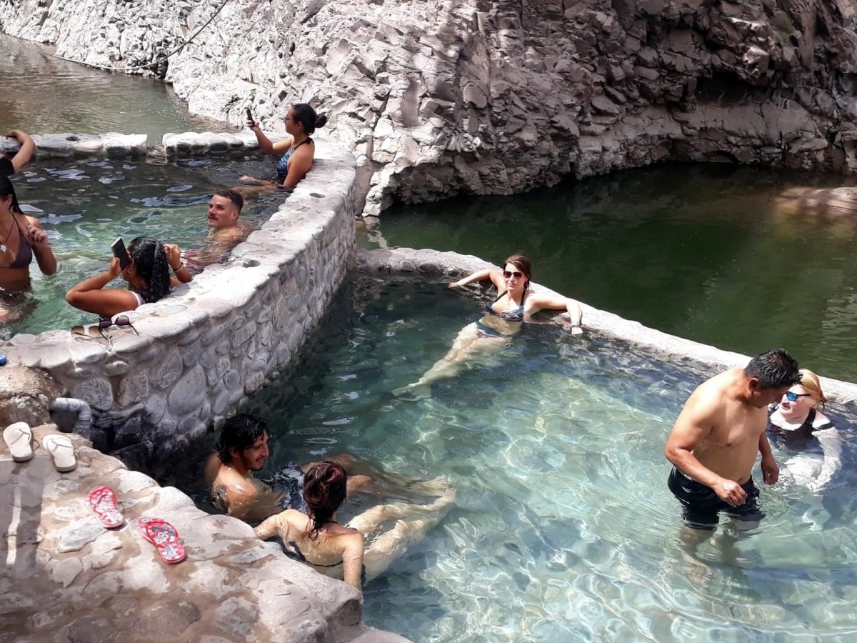 Baños Termales de Chacapi