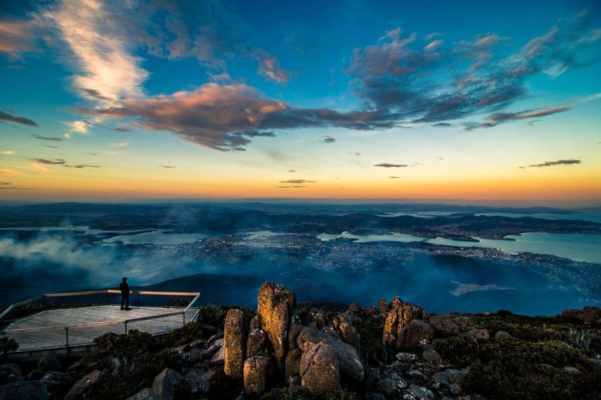 Roadtrip po Tasmánii č. 2 - Vyhlídka na hlavní město Tasmánie Hobart z Mt. Wellington