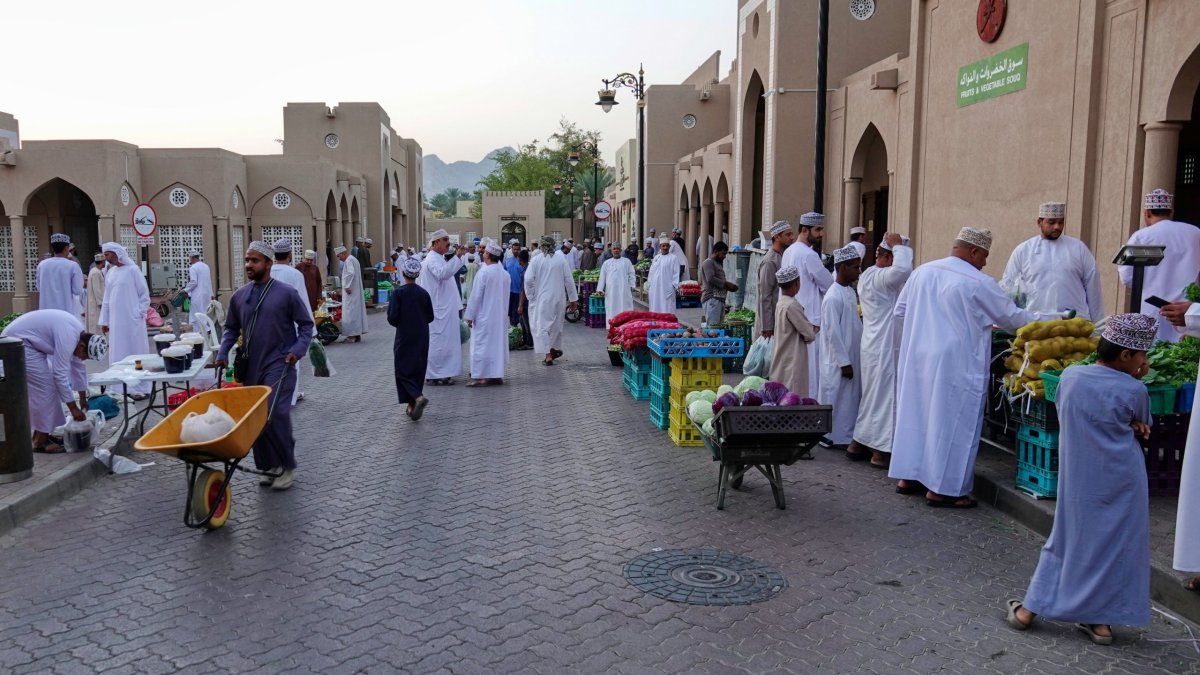 páteční město před svítáním