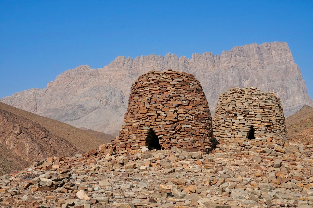 úlové hrobky v horách