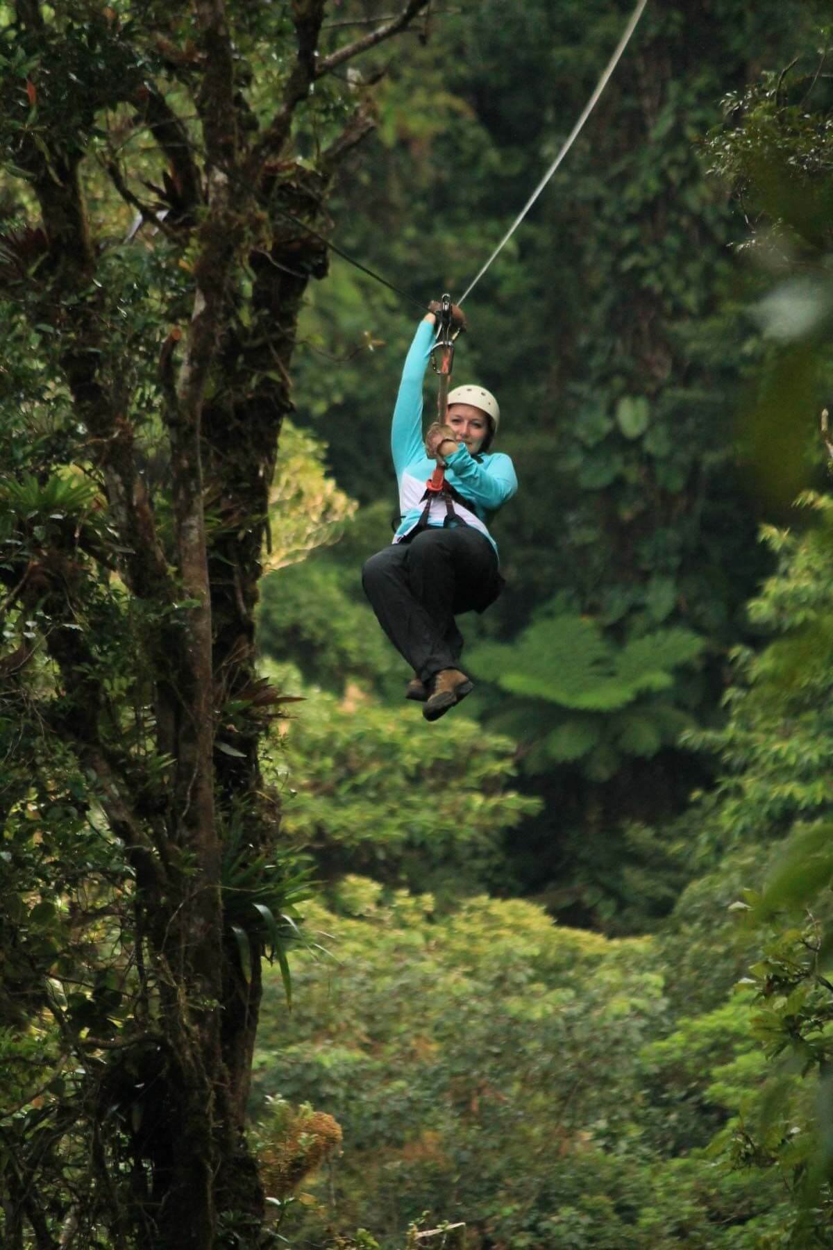 Jestli máte rádi ziplining, tak Kostarika je naprostý ráj