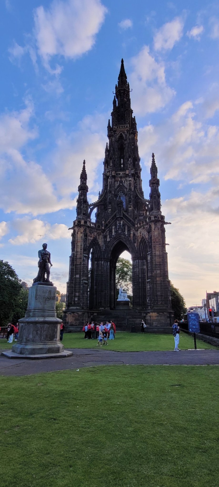 Scott Monument
