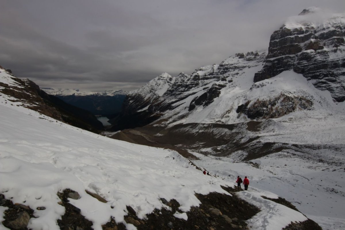 Plain of Six Glaciers trail