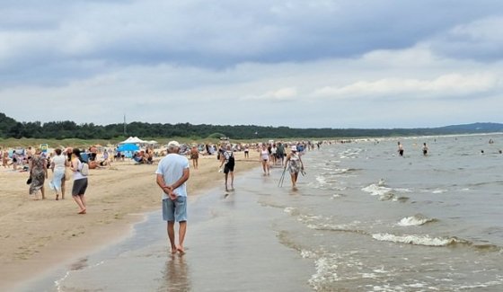 Konečně jsme se dočkali moře, v dáli na obloze dešťová fronta
