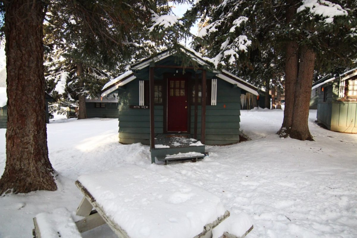 Rundle Cabins, Harvie Heights