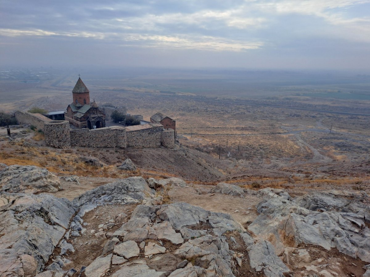 Pohlednicový výhled na Khor Virap