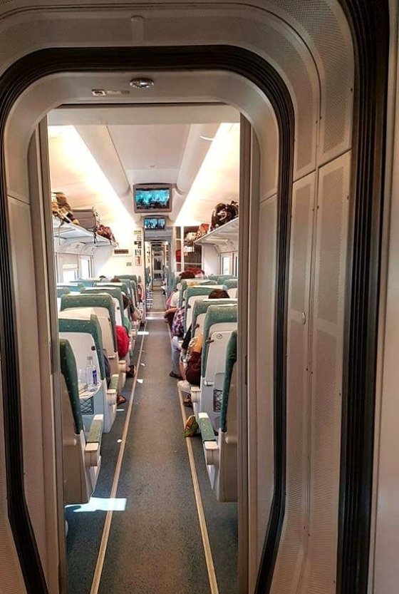 Interiér v rychlovlaku RENFE 