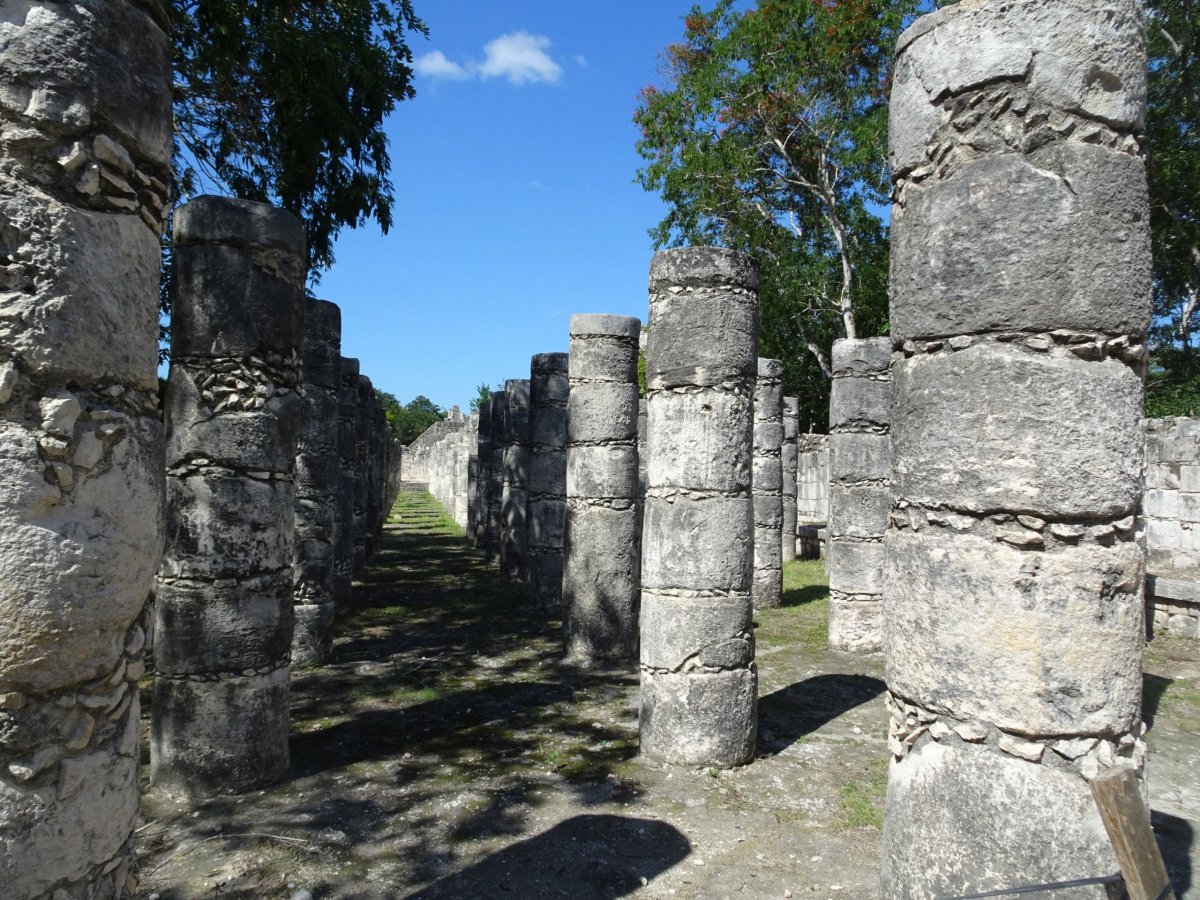 Chichén Itzá, tisíc sloupů