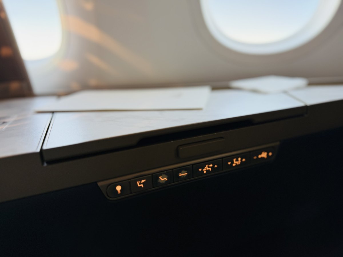 Ovládací panel k sedačce