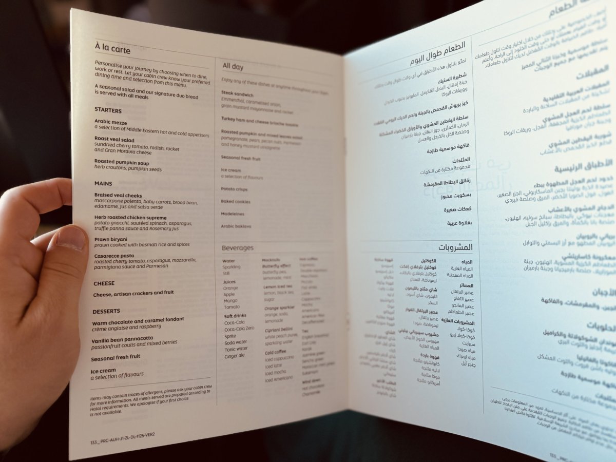 Nabídka Á la carte menu a lehkých snacků po čas letu