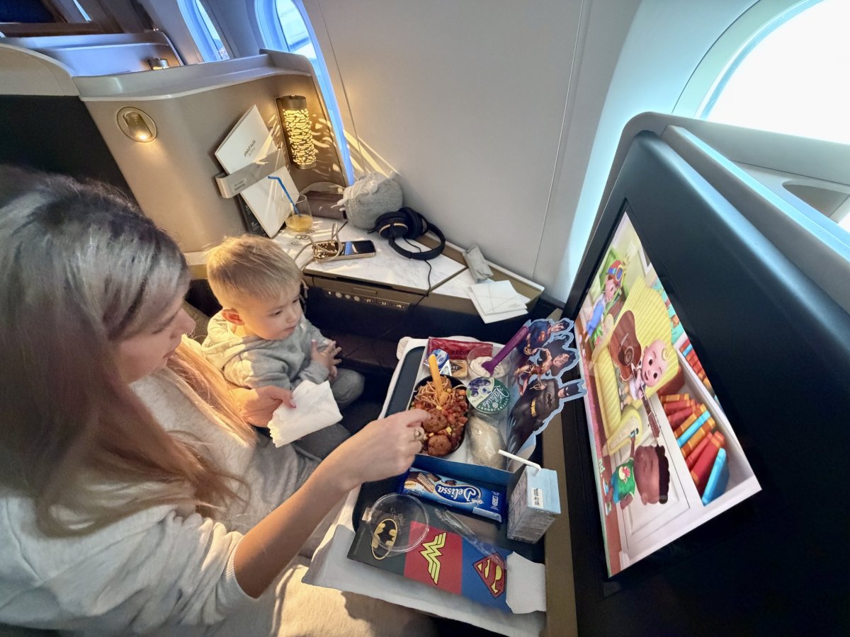 Sedadla jsou prostorná dostatečně i pro ně