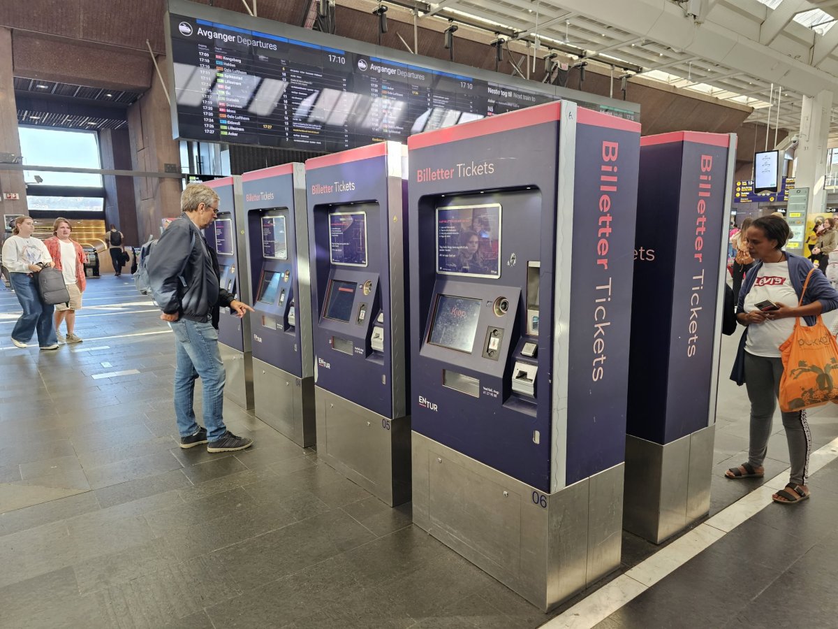Automaty na hlavním nádraží (pouze vlaky VY)