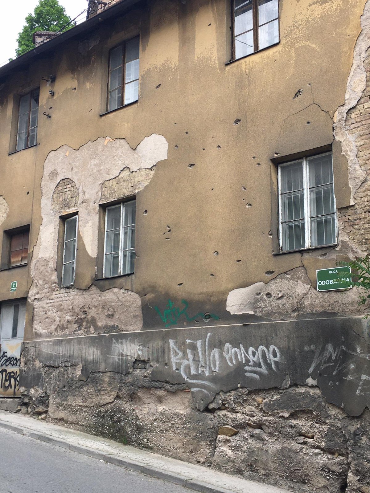 Alej odstřelovačů