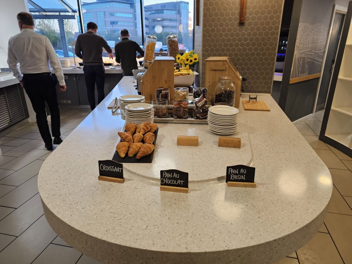 Ramada Encore, snídaně