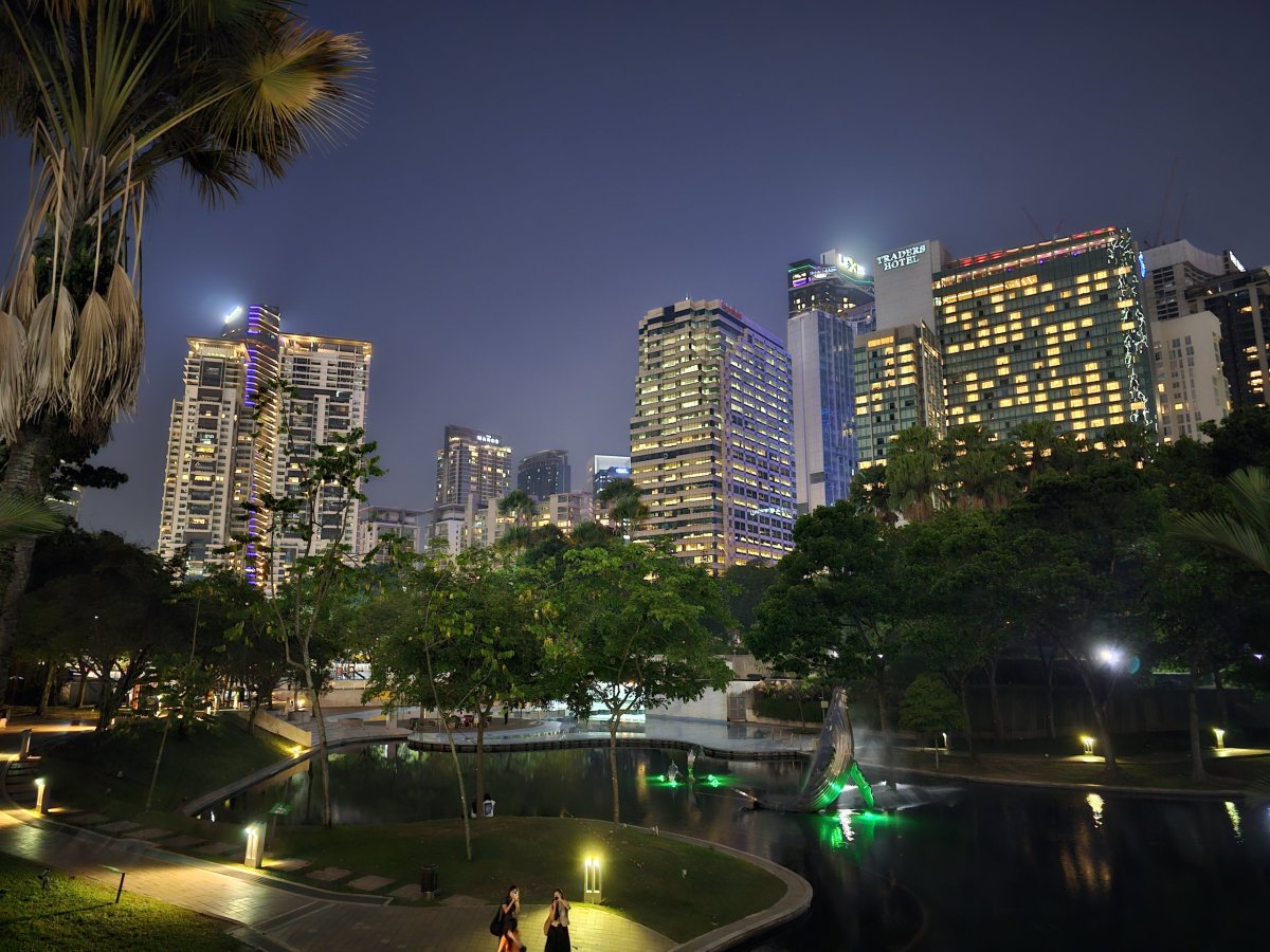 KLCC Park během noci