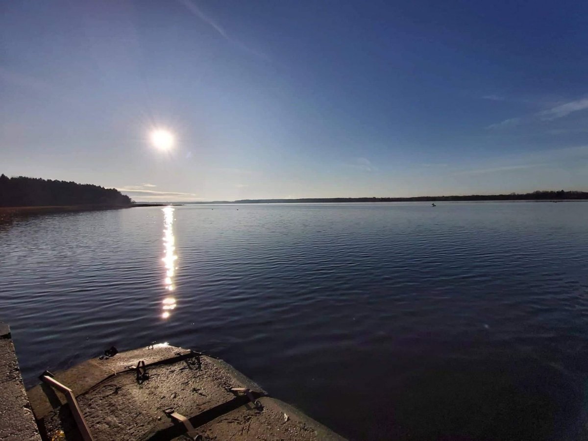 Juglavské jezero ve Skanzenu Riga