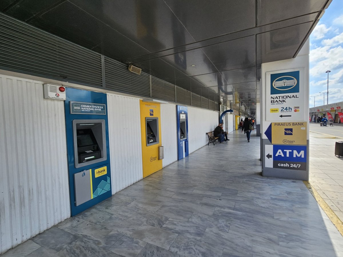 Bankomaty, letiště Heraklion