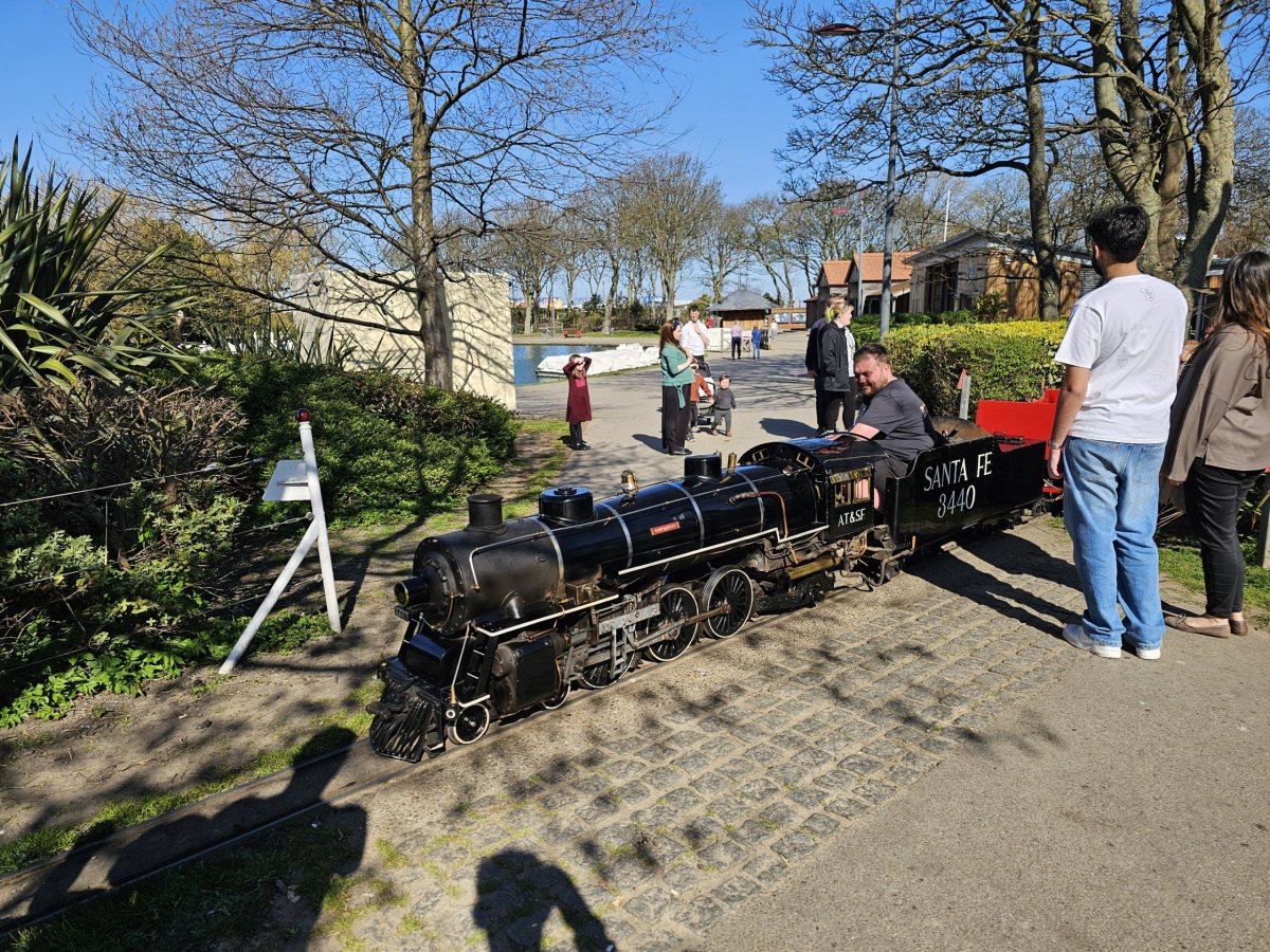 Dětský vláček kolem Yachting Lake