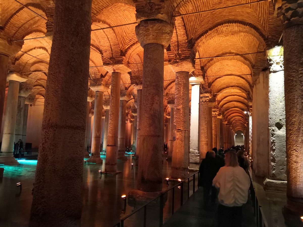 Bazilika Cisterna