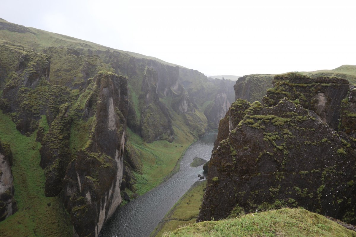 Fjaðrárgljúfur - červen 2020