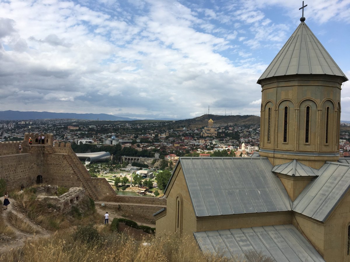 Pevnost Narikala a vyhlídka na město