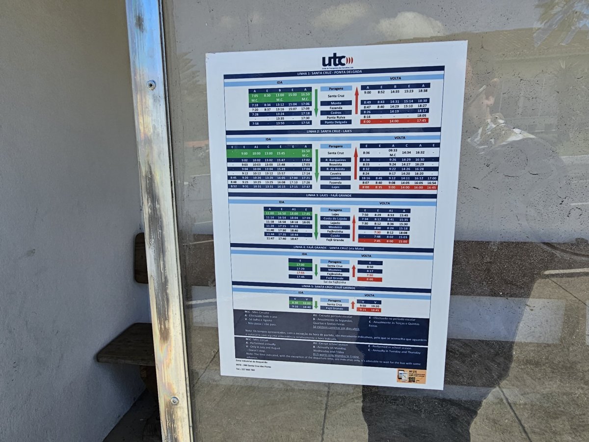 Jízdní řády na zastávkách