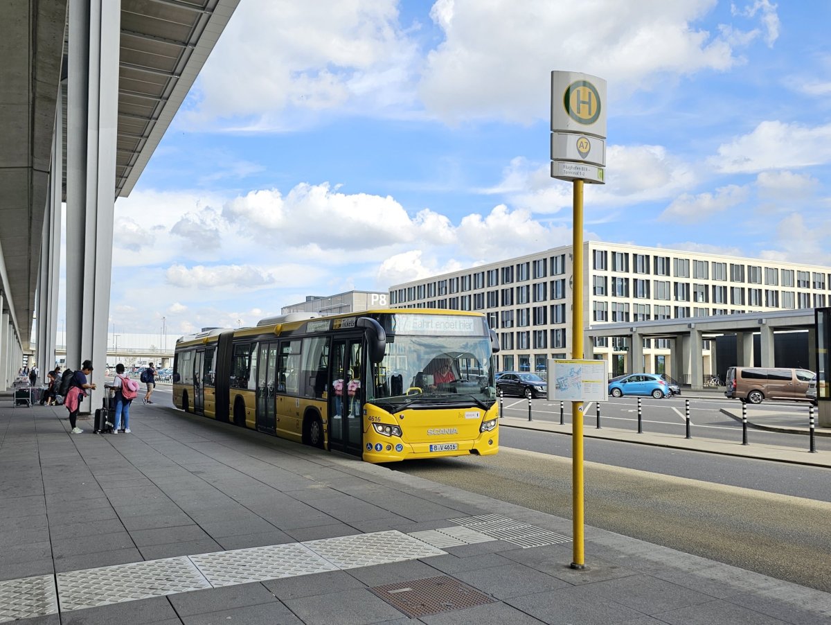 Autobus X7, letiště BER