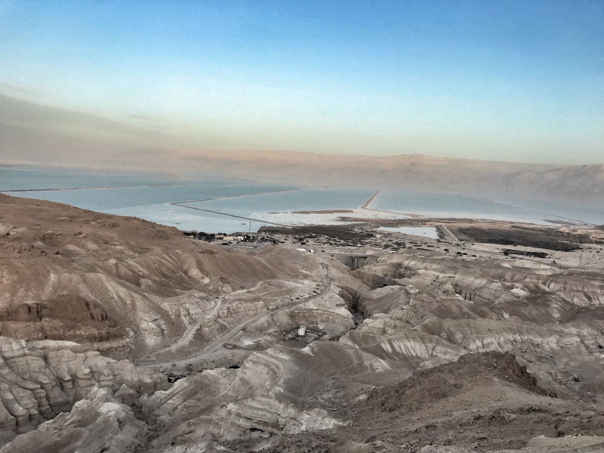 Vyhlídka na Mrtvé moře..