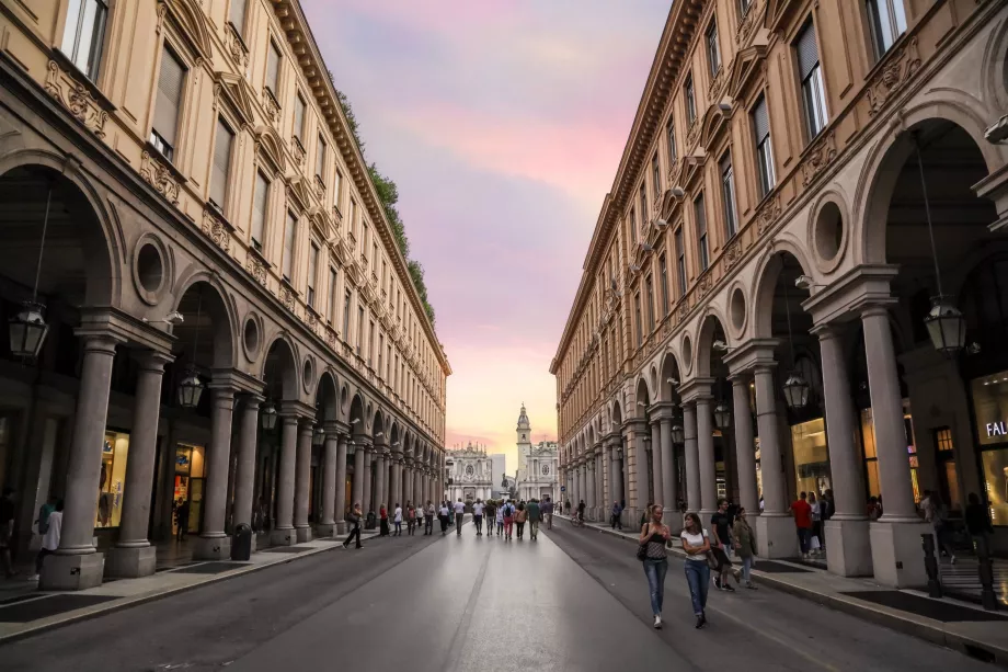 Via Roma, Turín