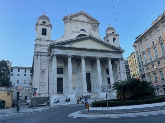 Krátká zastávka v Janově