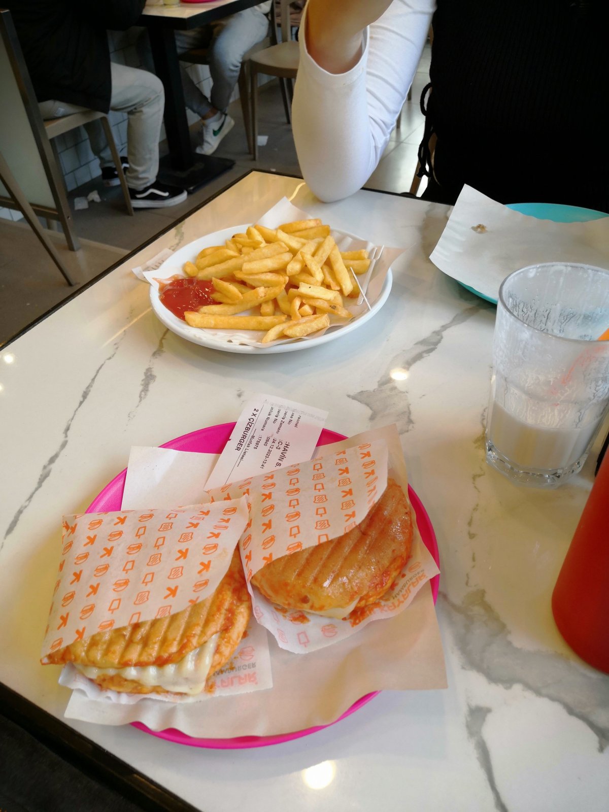 Islak neboli mokrý burger