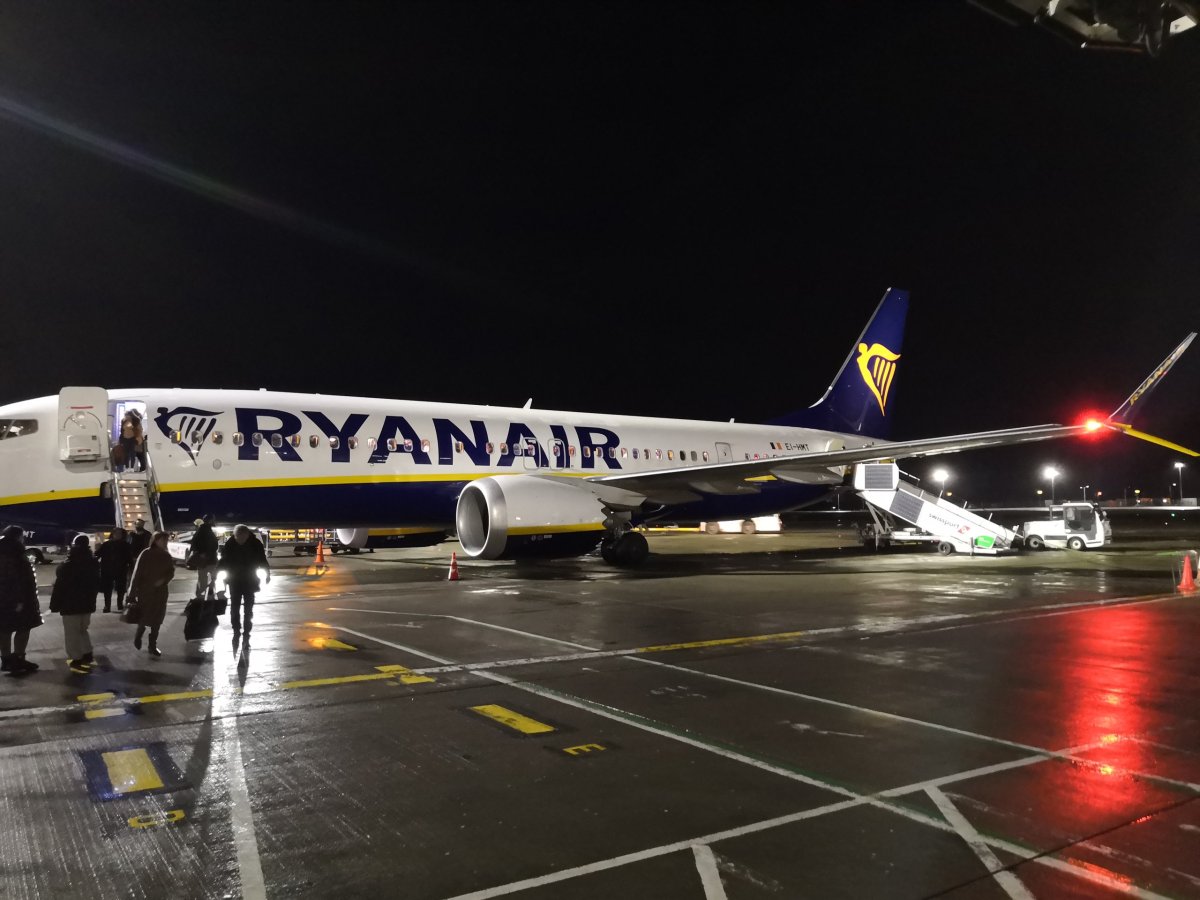 Boeing 737 MAX 8 na letišti v Edinburghu